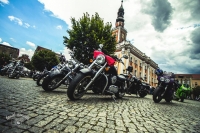 Zdjęcie: ZLOT MOTOCYKLOWY LESZNO 2016 - LESZNO RYNEK