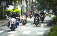 Zdjęcie: ZLOT MOTOCYKLOWY LESZNO 2016 - LESZNO RYNEK