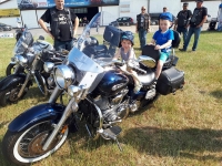 Zdjęcie: LOTNICZY DZIEŃ DZIECKA-MOTOCYKLOWY PIKINK CHARYTATYWNY
