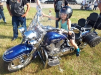 Zdjęcie: LOTNICZY DZIEŃ DZIECKA-MOTOCYKLOWY PIKINK CHARYTATYWNY