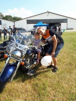 Zdjęcie: LOTNICZY DZIEŃ DZIECKA-MOTOCYKLOWY PIKINK CHARYTATYWNY