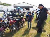 Zdjęcie: LOTNICZY DZIEŃ DZIECKA-MOTOCYKLOWY PIKINK CHARYTATYWNY