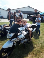 Zdjęcie: LOTNICZY DZIEŃ DZIECKA-MOTOCYKLOWY PIKINK CHARYTATYWNY