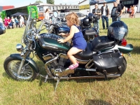 Zdjęcie: LOTNICZY DZIEŃ DZIECKA-MOTOCYKLOWY PIKINK CHARYTATYWNY